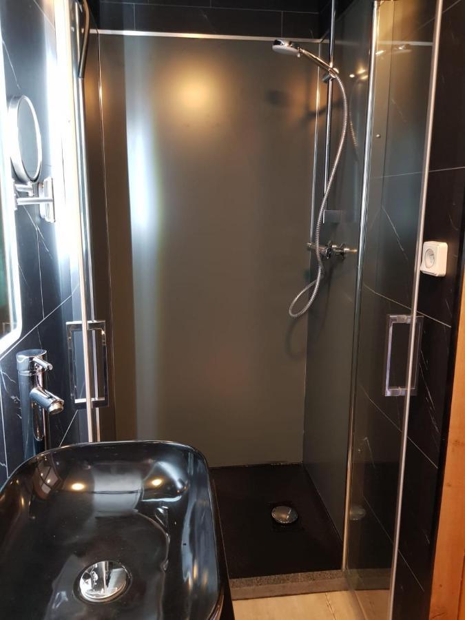Pouzol Chalets Lavaux מראה חיצוני תמונה